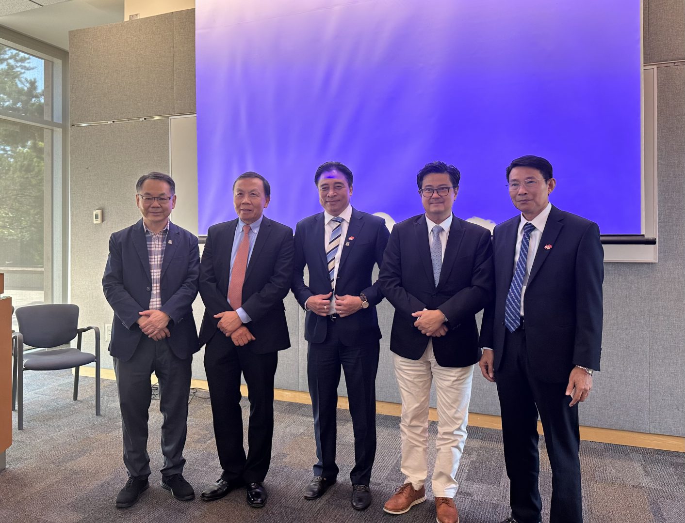Meeting with The Consul General of Vietnam at Richmond in July 2023